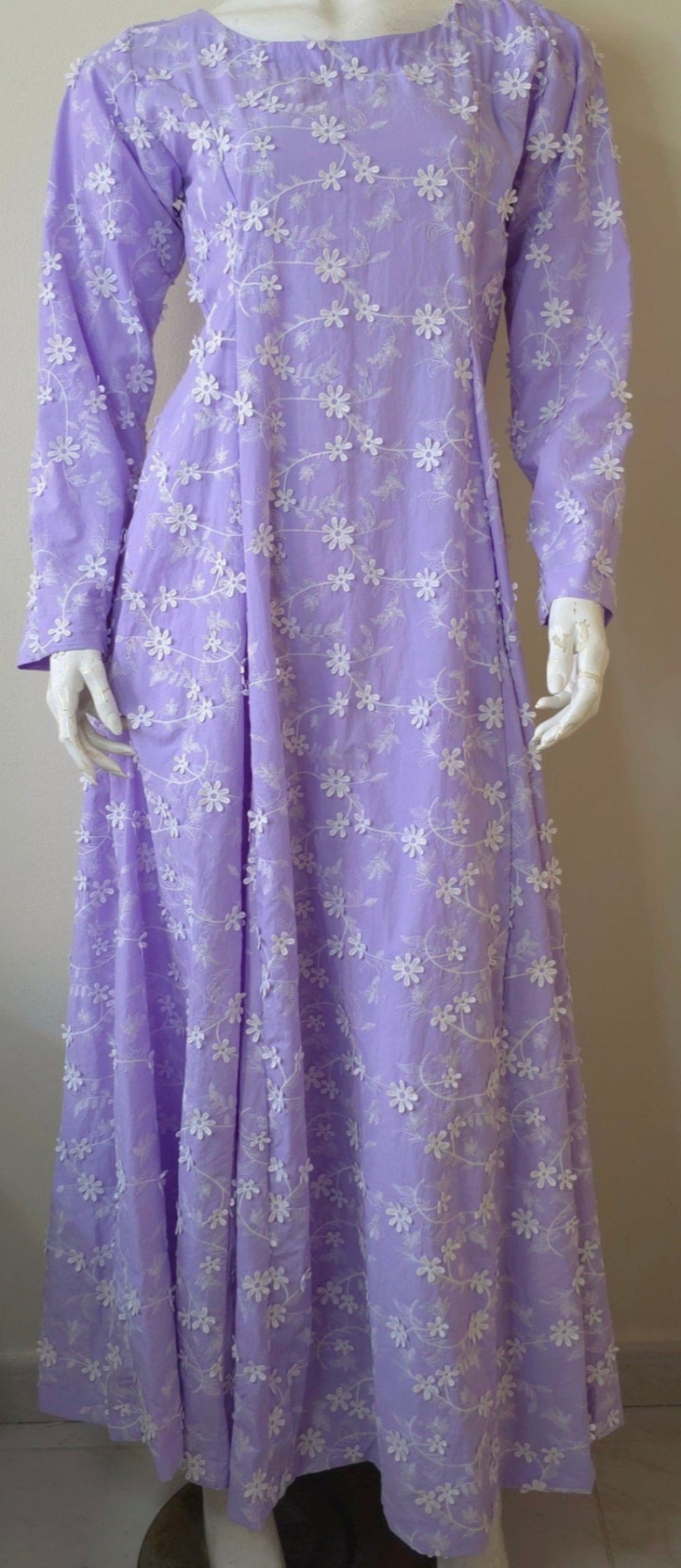 maxi dress lilac purple with white flower embroidery.