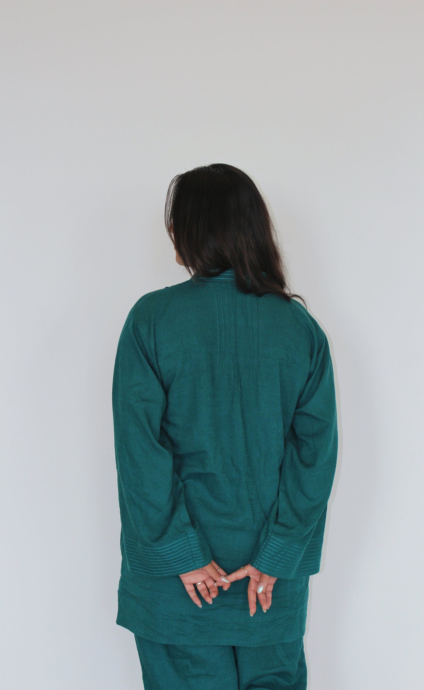 Teal linen top Pakistani Suit with turquoise gem buttons, backside. Warm and comfortable, perfect for fall and winter.